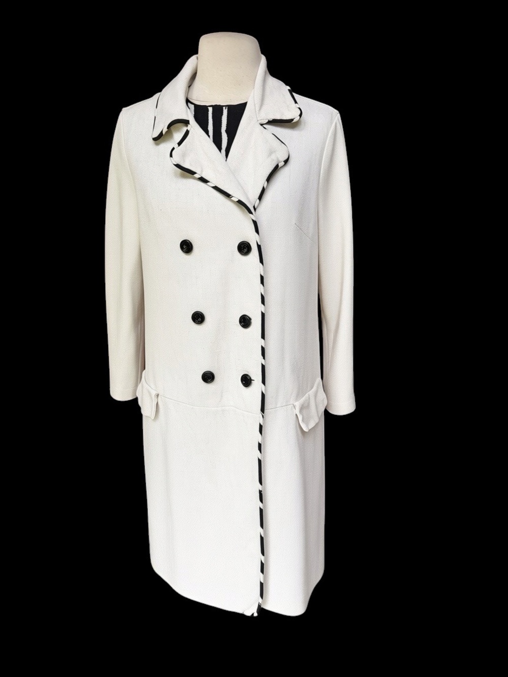 1960s Queen’s-Way to Fashion 2-Piece Linen Duster Jacket & Drop Waist Shift Dres